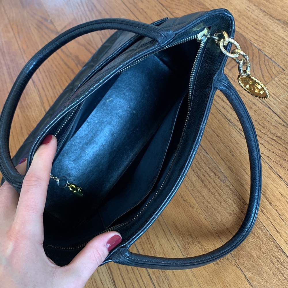 CHANEL Medallion Caviar Tote - Picture 10 of 15